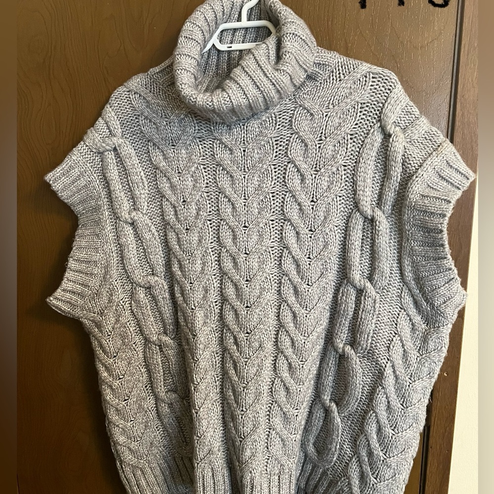 Zara vest